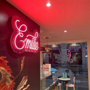 Enseigne lettres découpées Marseille