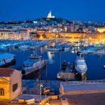 Vieux port de Marseille de nuit
