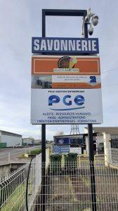 Panneau de bord de route à Marseille