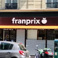Pose enseigne franprix à Marseille